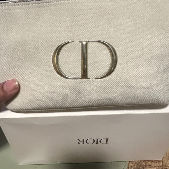 Dior gold CD make up pouch bag - Picture 7 of 7